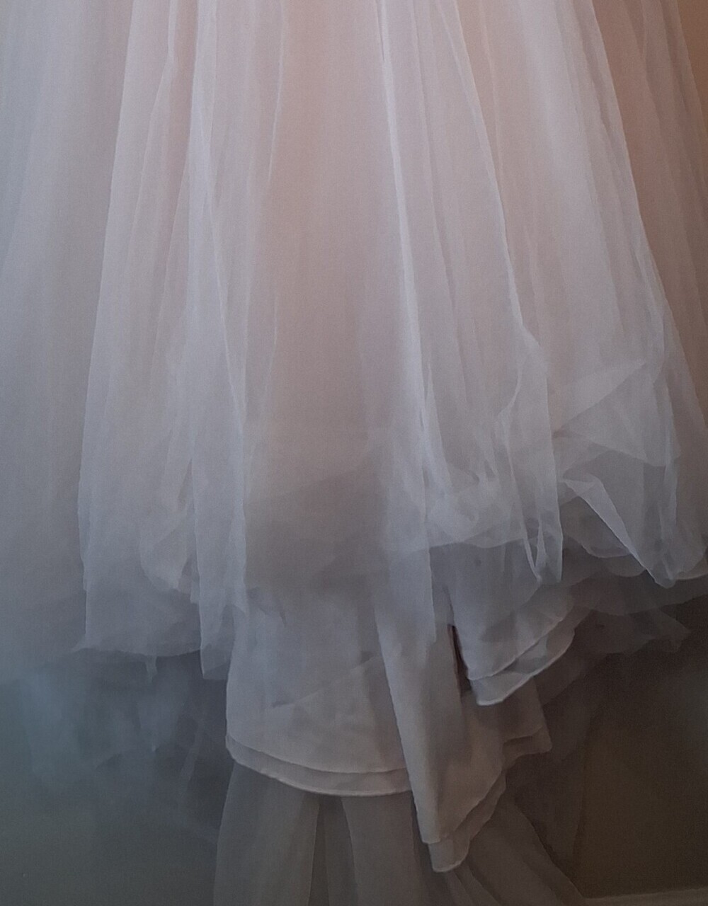 Vow’d Freesia Lace Champagne Wedding Dress Size 10 - Picture 4 of 14